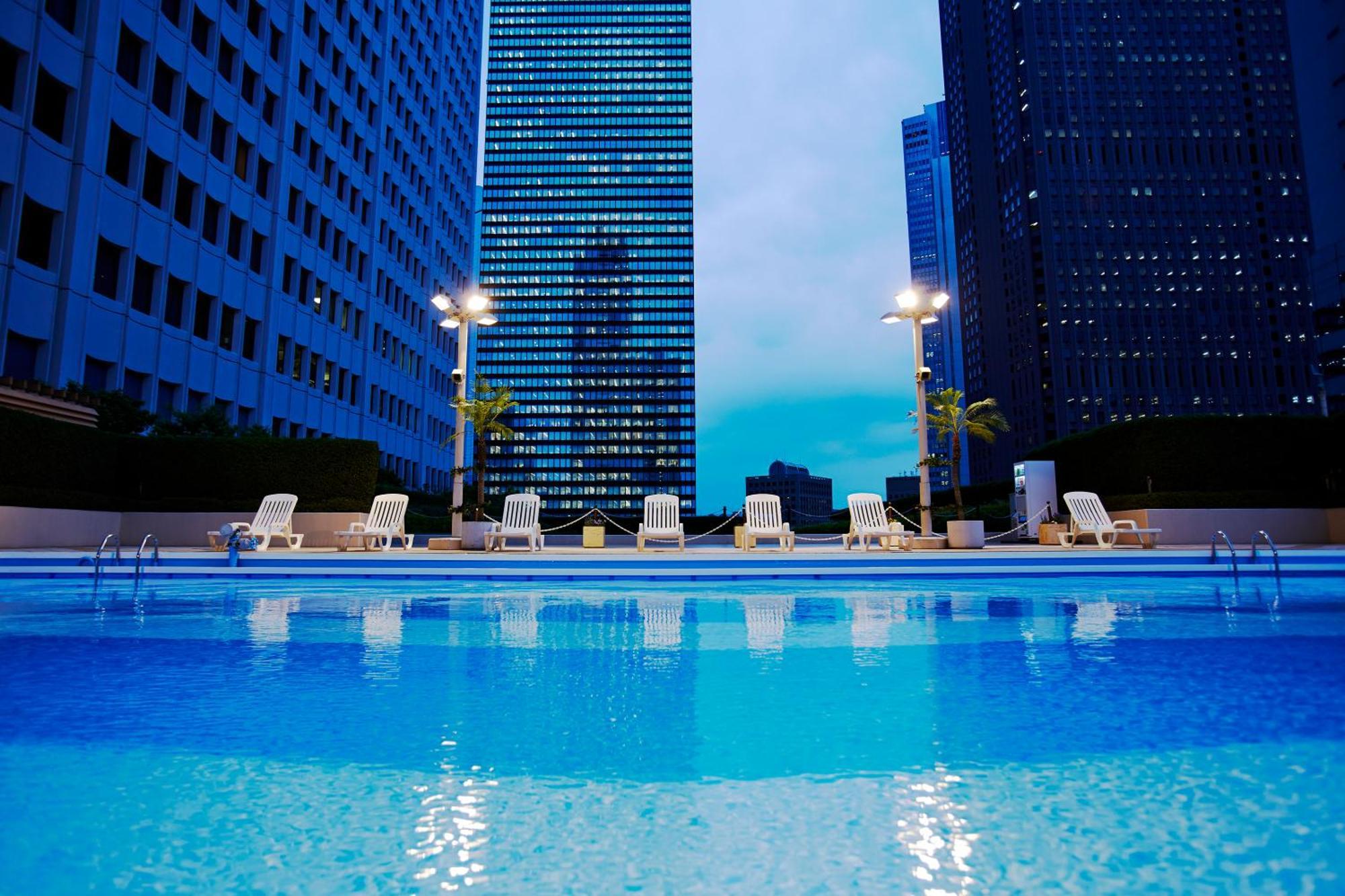 Keio Plaza Hotel 5*